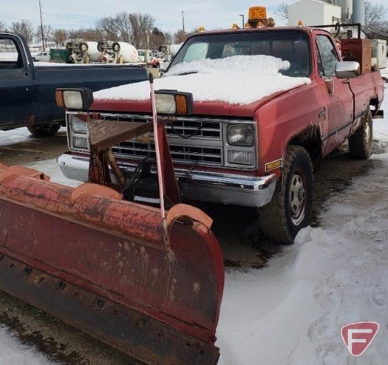 1986 Chevrolet K20 Pickup Truck with front snow plow, VIN # 1GCGK24M7GF414451