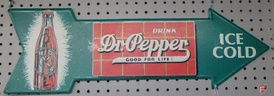 Dr. Pepper metal advertising sign, "Ice Cold" arrow