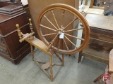 Wood spinning wheel