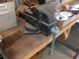 5in jaw vise. Must bring own tools to remove from workbench.