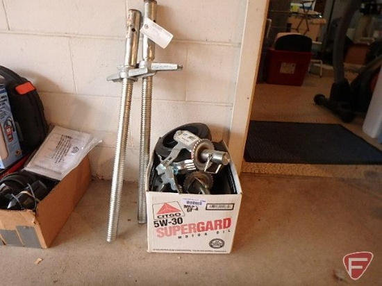 (4) 8" scaffold casters and (2) adjustable jacks