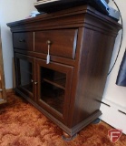 Media cabinet with 2 glass doors and drawer, 44