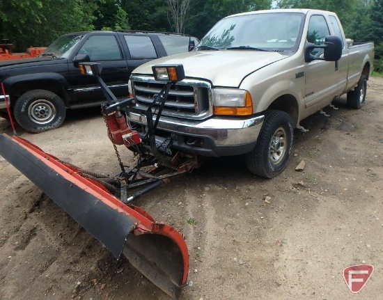 2001 Ford F-350 XLT SuperDuty Pickup Truck