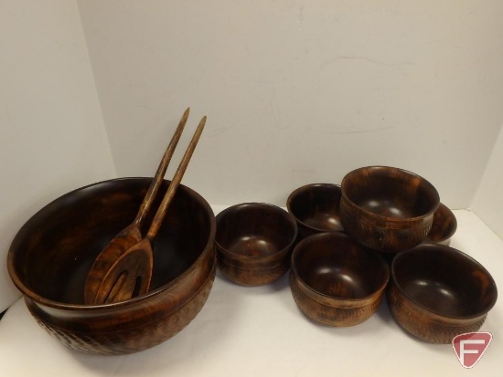 Wood salad bowl set