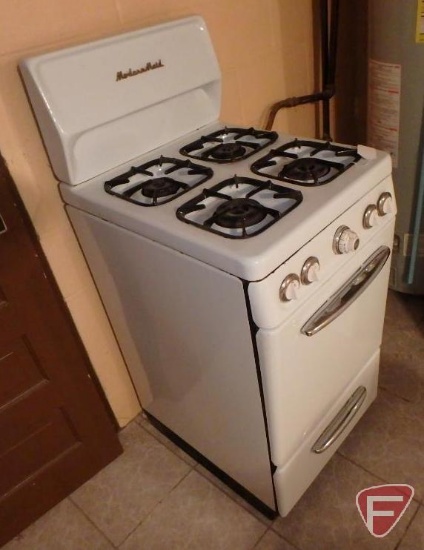 Modern Maid 4 burner gas stove/oven, 20"x24"x36"H with 12"H backsplash