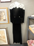 Vintage black velvet 2 piece dress, Size 14, Watters and Watters