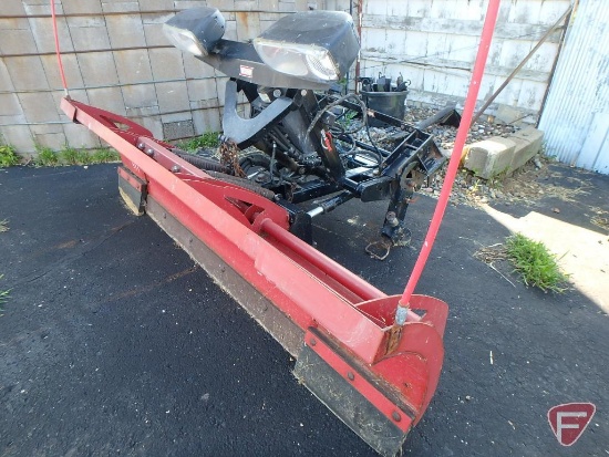 Western Wide-Out pickup truck plow with mounts, head lights, 95"W not including wings,
