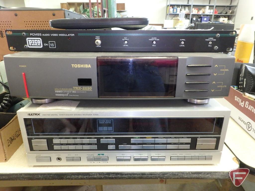 Toshiba Satellite Receiver Model TRX-2220, ULTRX | Proxibid