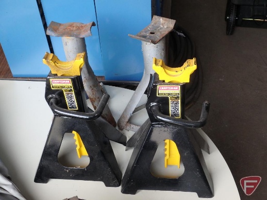 Pair of Craftsman 3.5 ton jacks and another pair of gray jacks