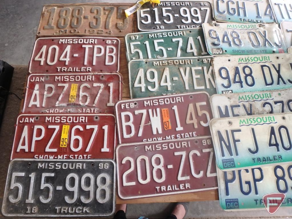 Vintage Missouri License plates: 1924 and 1987-2002 | Art, Antiques &  Collectibles Collectibles Transportation Collectibles Automobilia | Online  Auctions | Proxibid