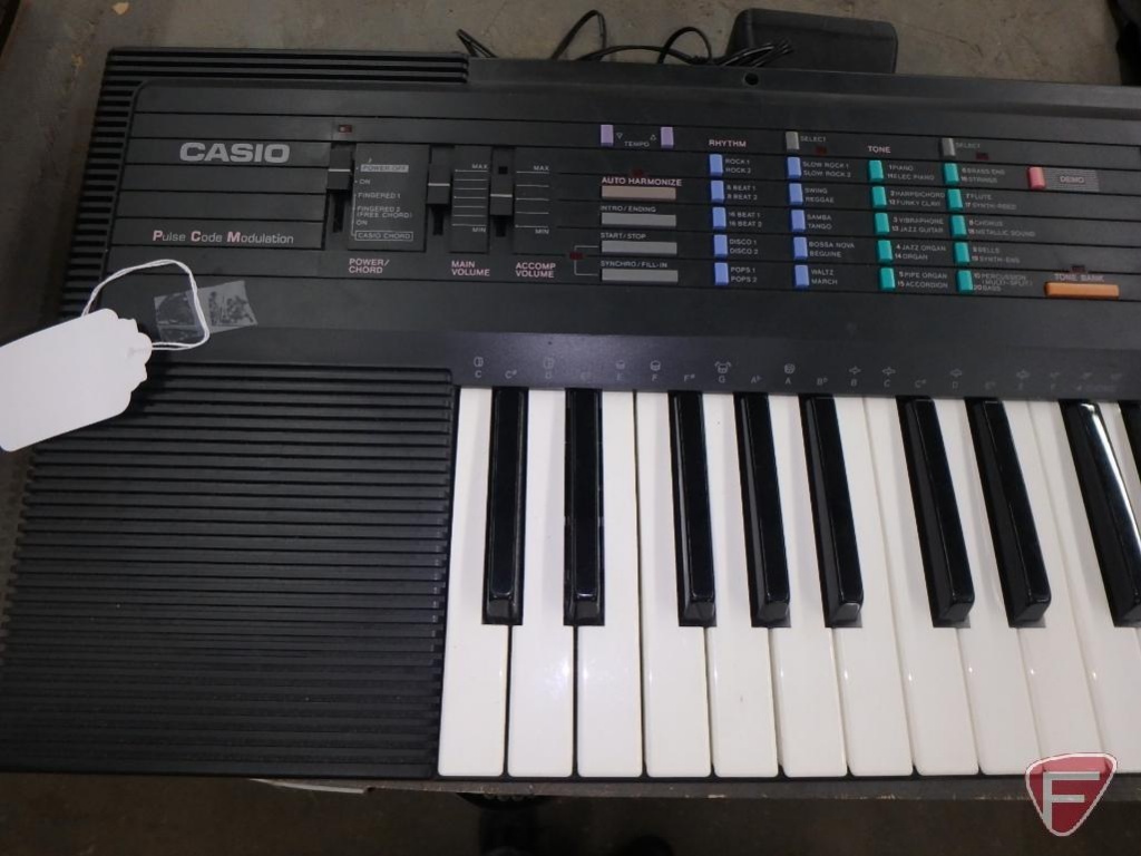 Casio CT-390 tone bank keyboard with pulse code modulation | Estate &  Personal Property Personal Property | Online Auctions | Proxibid