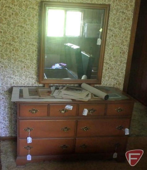 Bassett Furniture wood dresser with mirror, 6 drawers, 68inHx50inWx18inD. Matches lot 547.