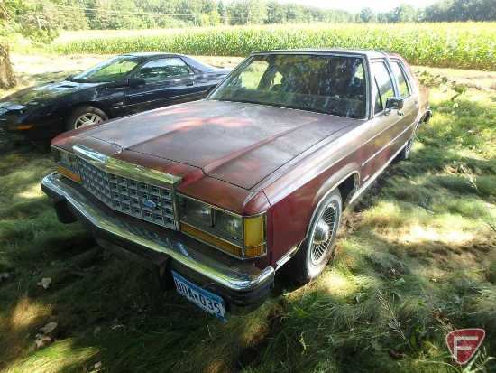 1984 Ford LTD Crown Victoria Passenger Car, VIN # 2FABP43F5EX188105