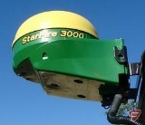 2013 John Deere StarFire 3000 GPS recieving globe with John Deere GS3 2630 display