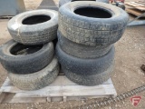 Pallet of assorted tires