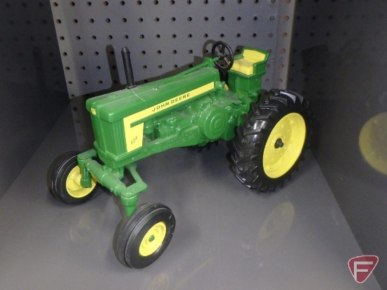 Ertl replica John Deere 720 tractor, two cylinder club