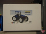 Scale Models toys, New Holland TV6070 with box