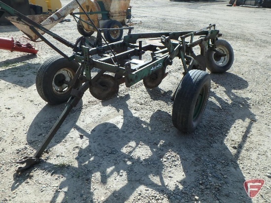 Oliver 4340 3-bottom pull type plow