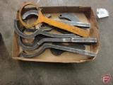 Spanner wrenches for hydraulic cylinders