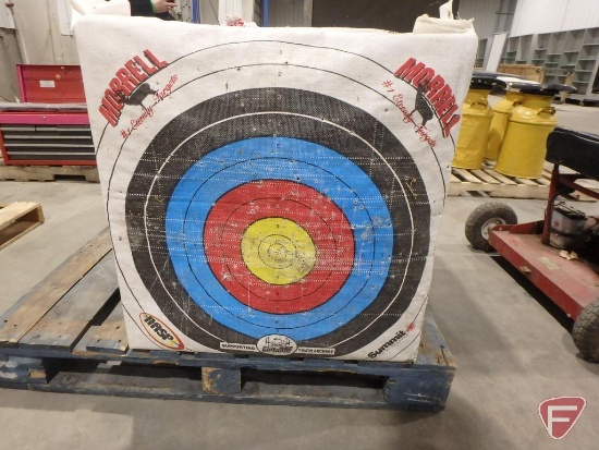 Archery sport target, 27" x 27"