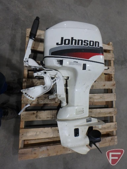 Johnson 25 hp boat motor, model J25RMECA, sn G04504395
