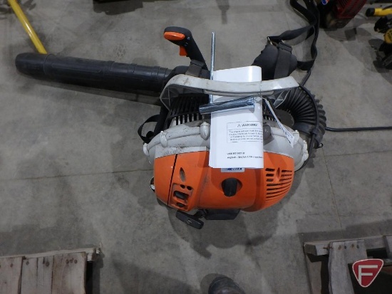 Stihl BR600 backpack gas blower, 4-MIX