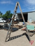 10' wood step ladder