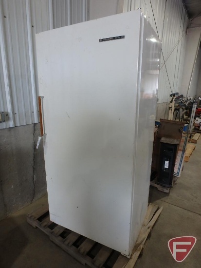 Frigidaire upright freezer, 32"x60"x24"