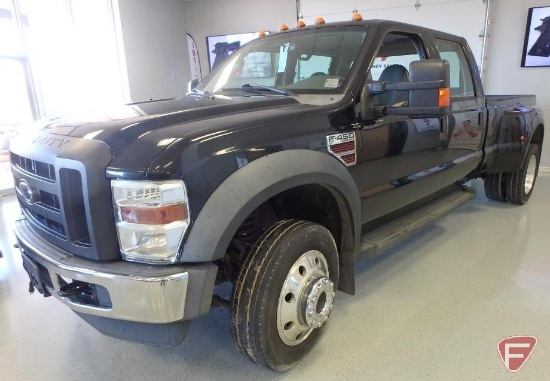 2009 Ford F-450 4x4 Crew Cab Pickup Truck