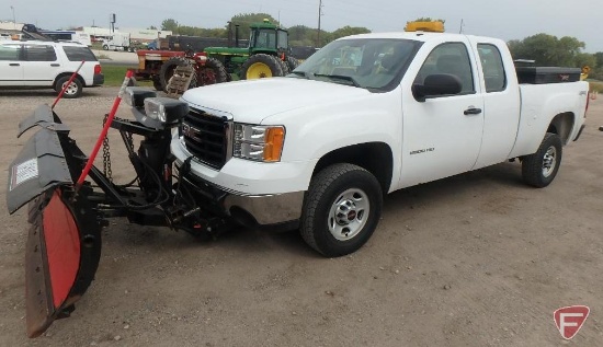 2010 GMC Sierra 3/4 Ton 4x4 Pickup Truck with Western snow plow