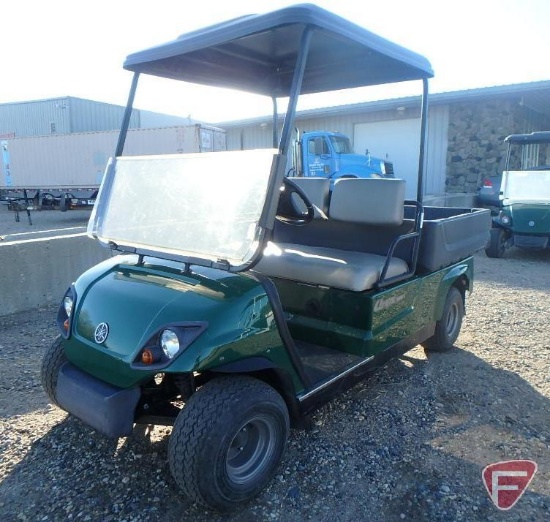 2007 Yamaha U Max medium duty electric utility vehicle, green