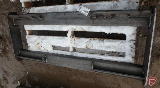 Heavy duty skid steer attachment frame with universal quick attach mount