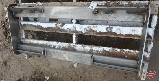 Heavy duty skid steer attachment frame with universal quick attach mount