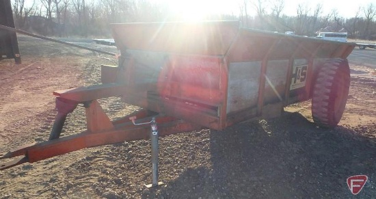 H&S 100 bushel manure spreader, 540 PTO, pin hitch