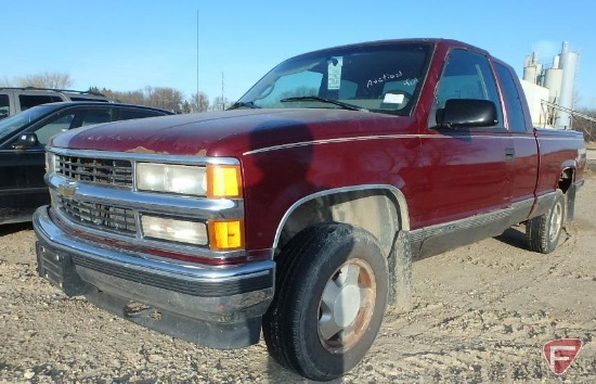 1996 Chevrolet K1500 4x4 Pickup Truck-HAULING RECOMMENDED