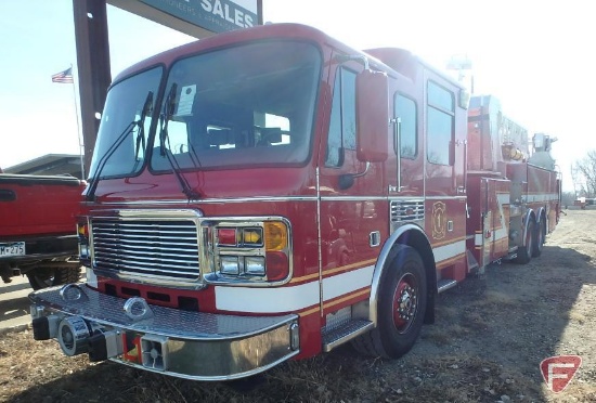 2001 American LaFrance Eagle Ladder Fire Truck