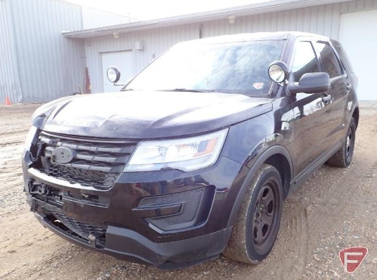 2017 Ford Explorer Multipurpose Vehicle (MPV)-HAUL ONLY