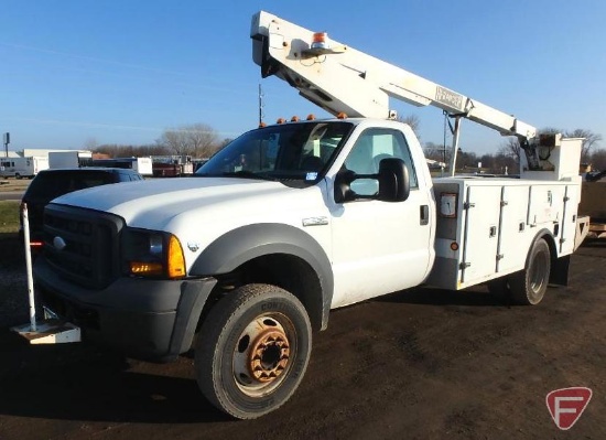 2005 Ford F-450 Bucket Truck