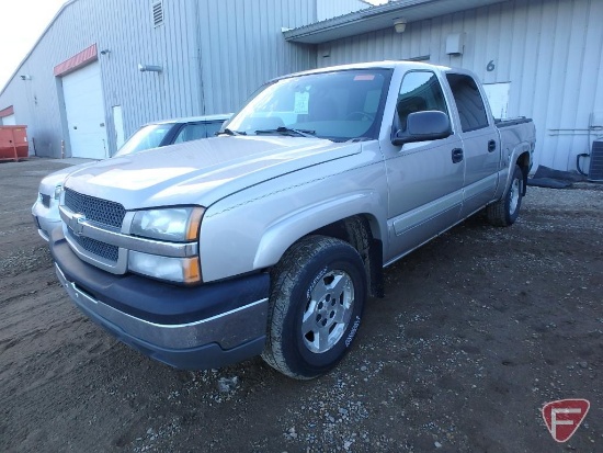 2004 Chevrolet Silverado 4x4 Pickup Truck