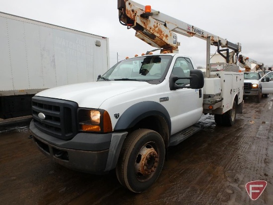 2006 Ford F-450 Bucket Truck