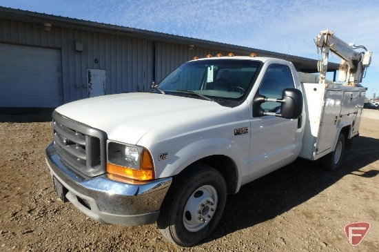 1999 Ford F-350 Service Body Truck