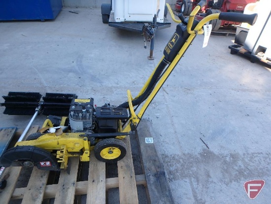 John Deere E35 edger with extra blades, sn M00E35X618478