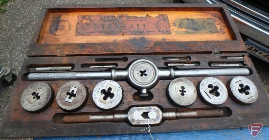 Wells Bros Company Little Giant No. 5 tap and die set with wood case