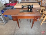 Singer 15-91 sewing machine with cabinet and accessories