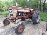 IH 560 wide front gas tractor, fenders, fast hitch, 540 PTO, 15.5 rear tires, sn 35709