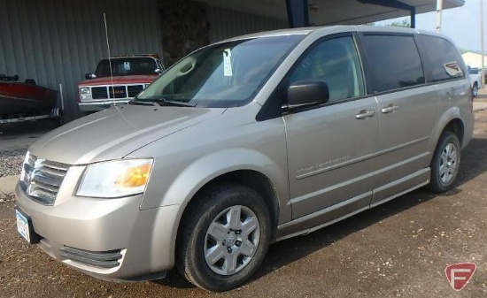 2009 Dodge Grand Caravan Handicap Van