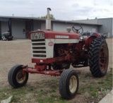 INTERNATIONAL 460 GAS WIDE FRONT TRACTOR