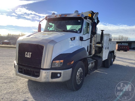 2013 CATERPILLAR CT660 12800 CRANE TRUCK VIN: 1HTJGTKTXDJ295359