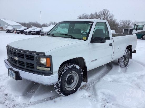 1997 CHEVROLET 3500 REGULAR CAB 1 TON TRUCK VIN: 1GCGC34R0VF031818