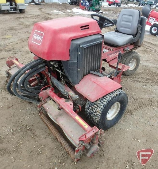 Toro Reelmaster 2300D 78" triplex reel mower, Perkins diesel engine, 2,442 hrs. Heavy